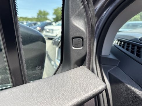 Used 2023 Honda Odyssey EX-L image 18