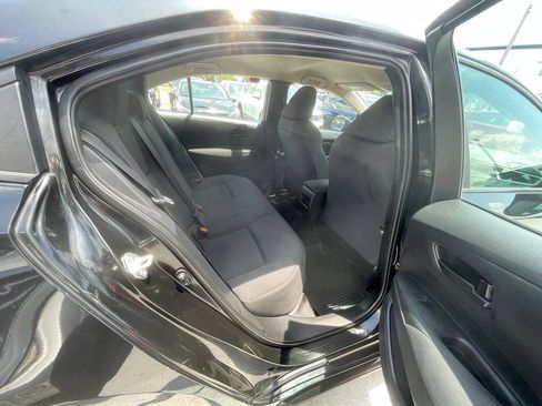 Used 2022 Toyota Corolla LE FWD image 17