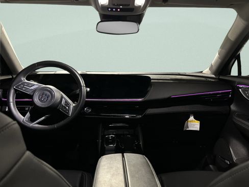 Used 2024 Buick Envision Preferred image 18