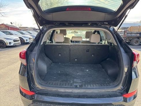 Used 2018 Hyundai Tucson SE image 13