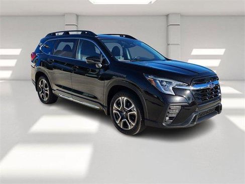 Used 2023 Subaru Ascent Limited image 7