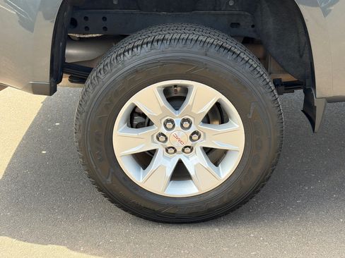Used 2016 GMC Canyon SLE RWD image 10