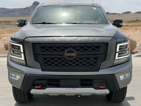 Used 2021 Nissan Titan PRO-4X w/ Pro-4x Convenience Package AWD/4WD image 6