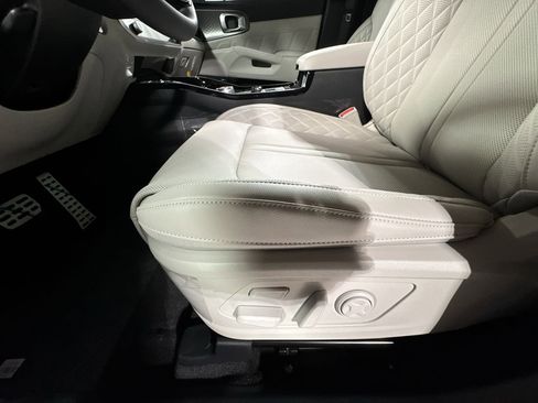 New 2026 Kia Sorento SX Prestige image 17