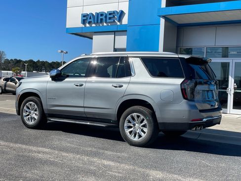Used 2025 Chevrolet Tahoe Premier image 3