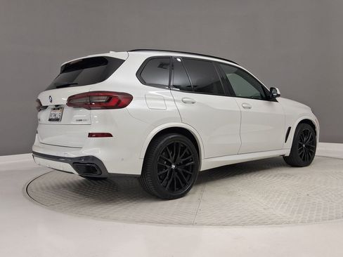 Certified 2022 BMW X5 sDrive40i w/ M Sport Package image 7