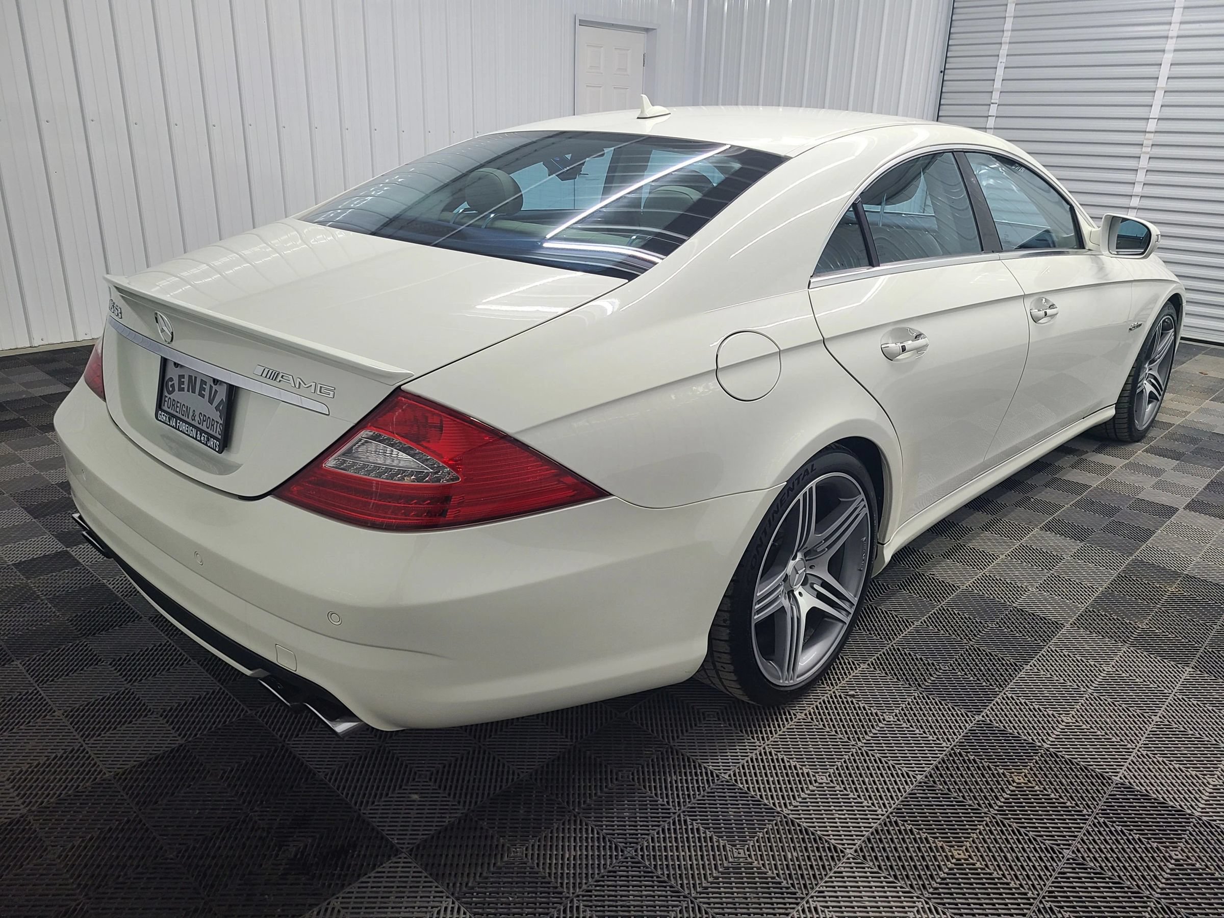 Used 2009 Mercedes-Benz CLS 63 AMG image 11