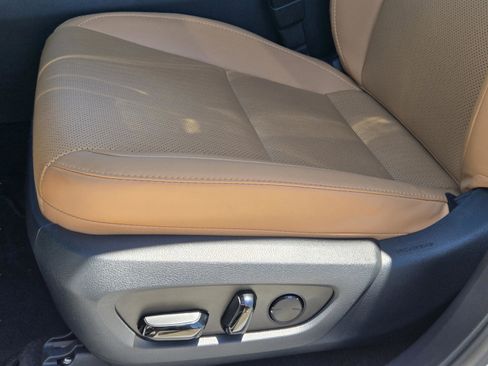 Used 2025 Lexus RX 350 Premium w/ Accessory Package (Z1) FWD image 21