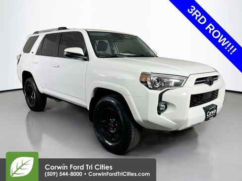 Used 2024 Toyota 4Runner SR5 Premium w/ Moonroof Package AWD/4WD image 1