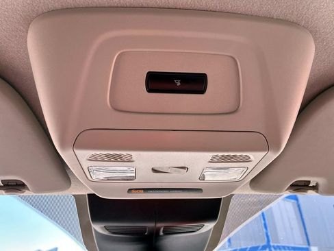 Used 2025 Ford Transit 250 Low Roof w/ Exterior Upgrade Package RWD image 34