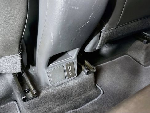 Certified 2024 Buick Encore GX Sport Touring FWD image 26