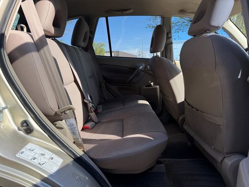 Used 2004 Toyota RAV4 2WD image 22
