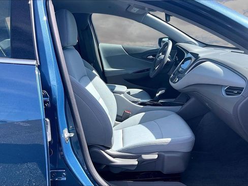 Used 2025 Chevrolet Malibu LT image 28