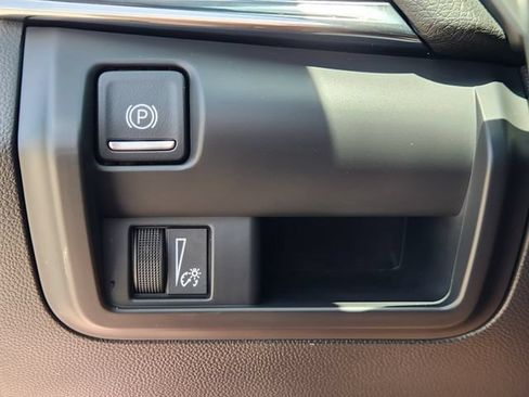 Used 2026 Cadillac CT4 Premium Luxury RWD image 21