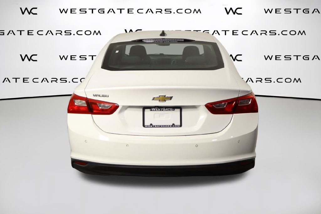 Used 2023 Chevrolet Malibu LS w/ Driver Confidence Package FWD image 4