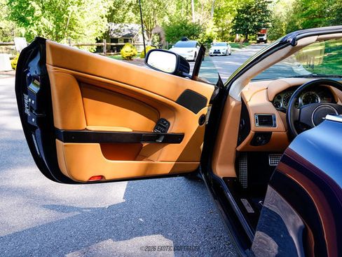 Used 2008 Aston Martin V8 Vantage Roadster RWD image 28