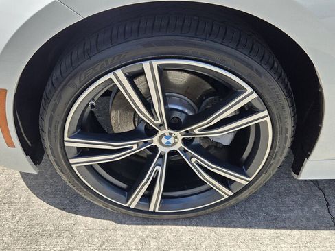 Used 2022 BMW 330i Sedan w/ Premium Package 2 RWD image 9