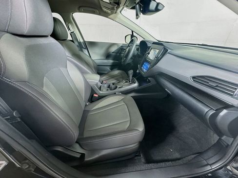 Used 2024 Subaru Crosstrek 2.0i image 32