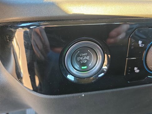 Certified 2022 Chevrolet Silverado 1500 LT image 20