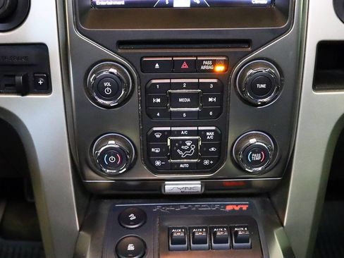 Used 2013 Ford F150 Raptor w/ Luxury Equipment Group AWD/4WD image 21