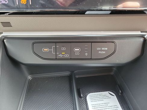 New 2026 Kia Carnival EX image 35