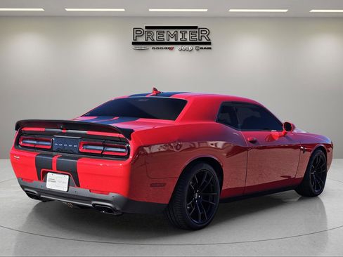Used 2023 Dodge Challenger SRT Hellcat image 8