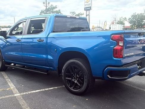 Used 2023 Chevrolet Silverado 1500 Custom RWD image 5