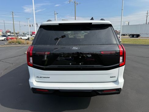 Used 2025 Ford Expedition Max Platinum w/ Stealth Appearance Package AWD/4WD image 5