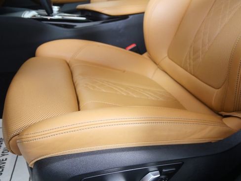 Certified 2023 BMW 530i w/ Premium Package image 8