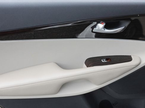 Used 2020 Kia Sorento EX image 34