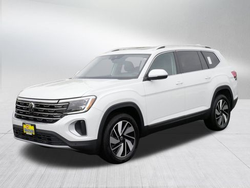 Certified 2024 Volkswagen Atlas SEL AWD/4WD image 3