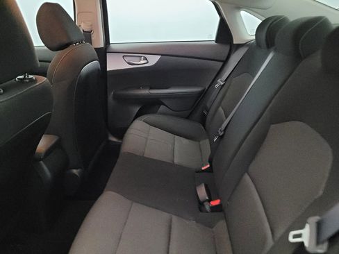 Used 2024 Kia Forte LXS FWD image 18