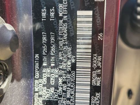 Used 2018 Toyota 4Runner SR5 RWD image 42