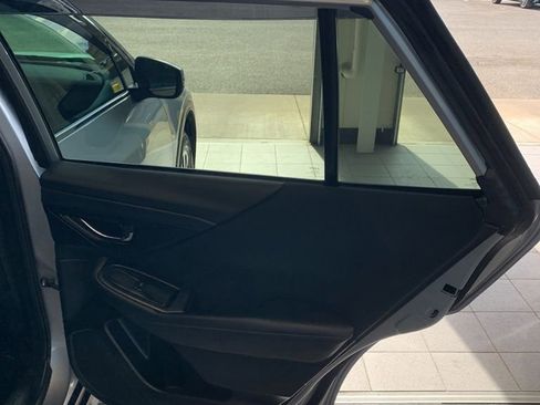 Used 2022 Subaru Outback Premium image 12