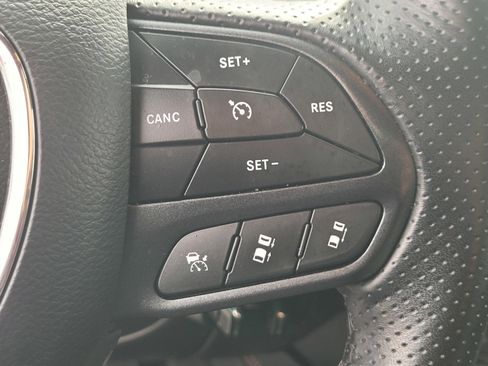 Used 2025 Dodge Durango GT image 28