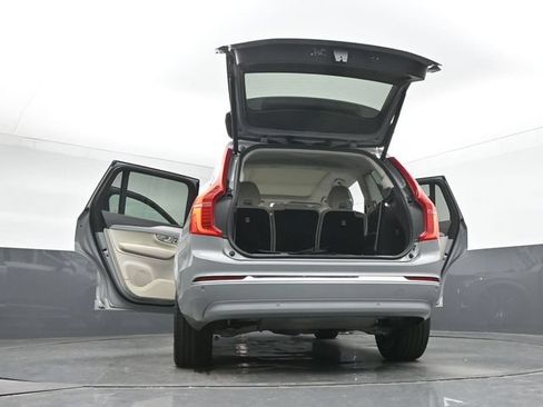 Used 2024 Volvo XC90 B5 Core w/ Protection Package Premier AWD/4WD image 53