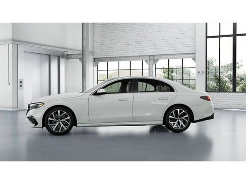 New 2027 Mercedes-Benz E 350 4MATIC Sedan image 35