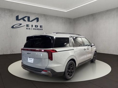 New 2026 Kia Carnival SX Prestige FWD image 5