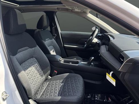 New 2026 Nissan Kicks SV w/ SV Premium Package image 26