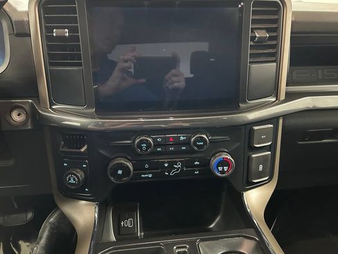 Used 2025 Ford F150 STX w/ Equipment Group 201A FX4 AWD/4WD image 18