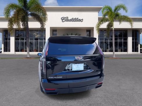 Certified 2022 Cadillac Escalade Sport RWD image 12