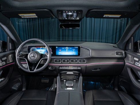 Certified 2025 Mercedes-Benz GLS 450 4MATIC image 14