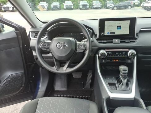 Used 2025 Toyota RAV4 XLE w/ Convenience Package FWD image 12