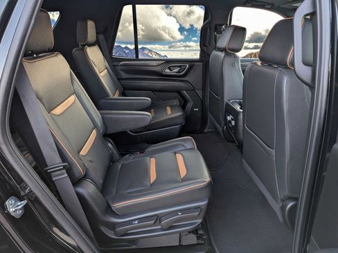 Used 2023 GMC Yukon AT4 w/ Max Trailering Package AWD/4WD image 18
