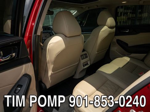 Used 2023 Nissan Maxima Platinum w/ Sport Mat Group FWD image 13