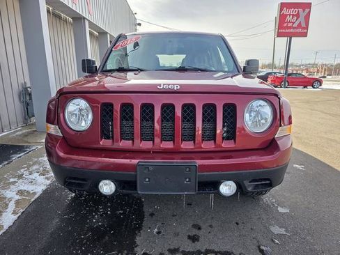 Used 2015 Jeep Patriot Latitude image 3
