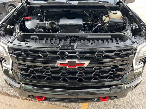 Certified 2024 Chevrolet Silverado 2500 ZR2 w/ Technology Package image 42