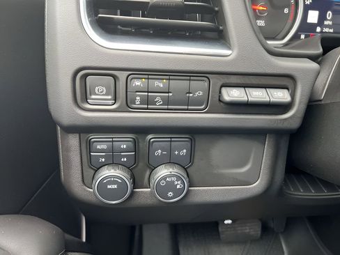 Certified 2021 Chevrolet Tahoe High Country image 18