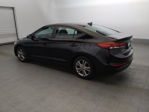 Used 2017 Hyundai Elantra SE w/ SE A/T Tech Package 03 FWD image 3