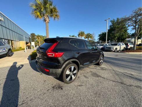 Used 2019 Volvo XC40 T5 Momentum image 15
